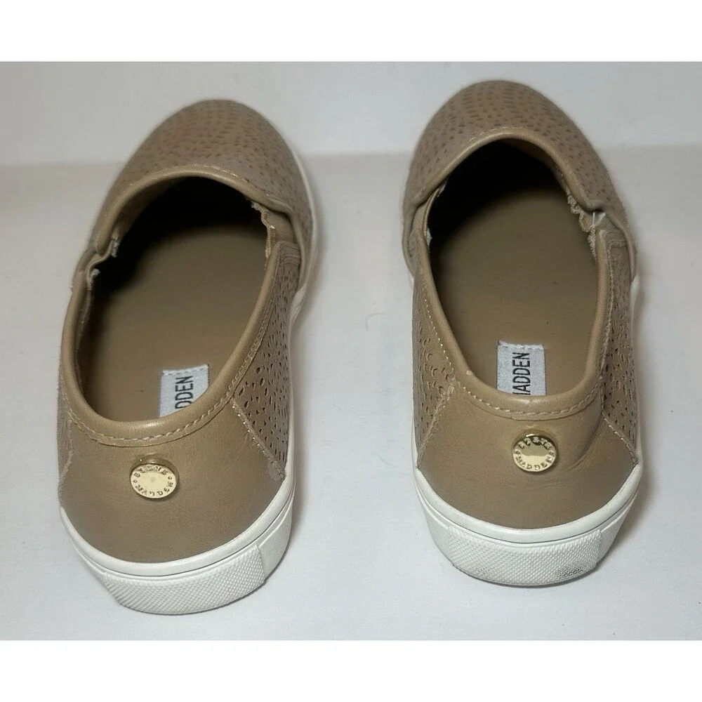 Steve Madden Episode Nude Perforated Slip On Sneakers Womens 6B